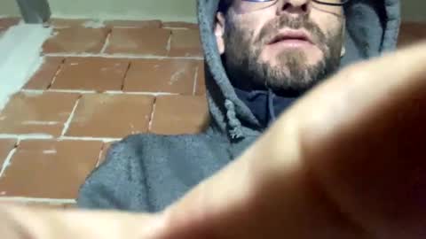 Snapshot of corradog83 chatting on January 25, 5:51 am Corrado online show from January 25, 5:51 am