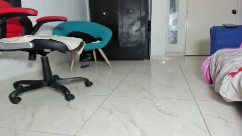 Corvis Xnc0012 online show from February 19, 12:11 pm