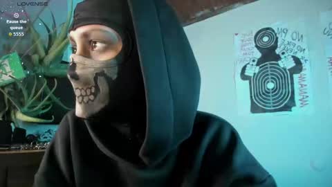 cos_operator online show from September 28, 6:35 pm