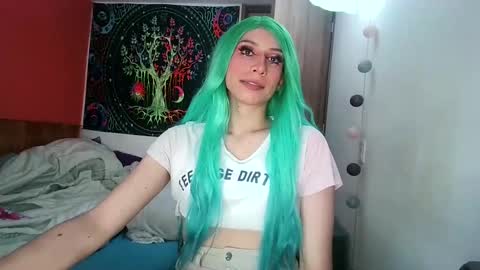 Snapshot of cosmic_crystal chatting on February 24, 8:14 pm cosmic_crystal online show from February 24, 8:14 pm