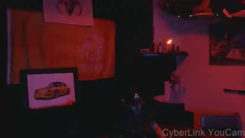 Snapshot of cosmicdreamer690 chatting on November 21, 12:32 am CosmicDreamer690 online show from November 21, 12:32 am