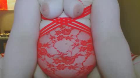 Snapshot of cosmicjones88 chatting on February 24, 6:26 pm cosmicjones88 online show from February 24, 6:26 pm