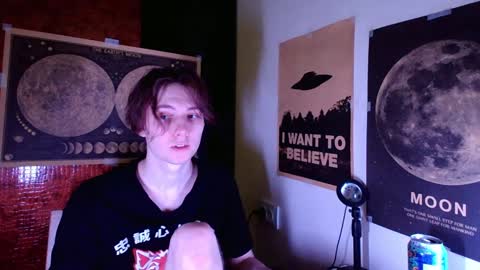 Snapshot of cosmonudes chatting on December 16, 6:27 pm Barry online show from December 16, 6:27 pm