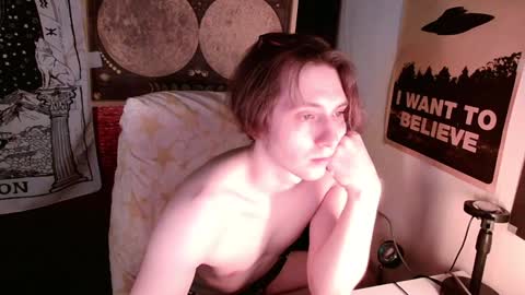 Snapshot of cosmonudes chatting on January 23, 2:07 pm Barry online show from January 23, 2:07 pm