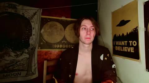 Snapshot of cosmonudes chatting on February 18, 4:59 pm Barry online show from February 18, 4:59 pm