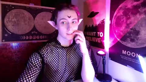 Snapshot of cosmonudes chatting on March 1, 4:58 am Barry online show from March 1, 4:58 am