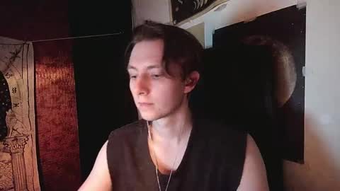 Snapshot of cosmonudes chatting on May 4, 7:43 pm Barry online show from May 4, 7:43 pm
