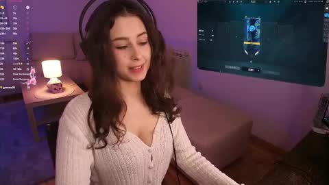 Luna online show from April 2, 7:44 pm