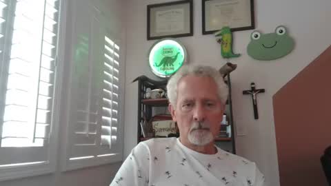 Snapshot of count_of_monte_christo chatting on June 14, 9:17 pm count_of_monte_christo online show from June 14, 9:17 pm