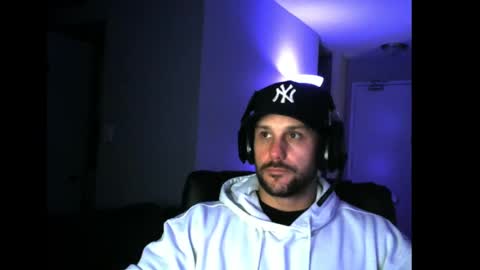 Snapshot of countryborn089 chatting on October 23, 4:23 am Taylor online show from October 23, 4:23 am