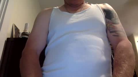 Snapshot of couple805bj chatting on June 25, 11:09 pm couple805bj online show from June 25, 11:09 pm