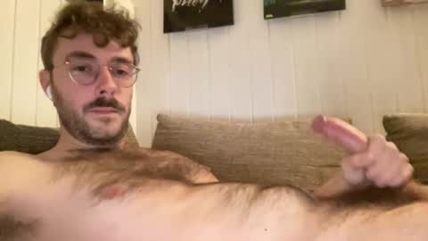 Snapshot of couple_24_28 chatting on December 5, 4:14 pm couple_24_28 online show from December 5, 4:14 pm