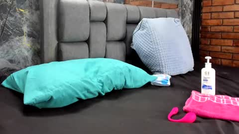 Andrea and Scott online show from July 25, 8:01 am