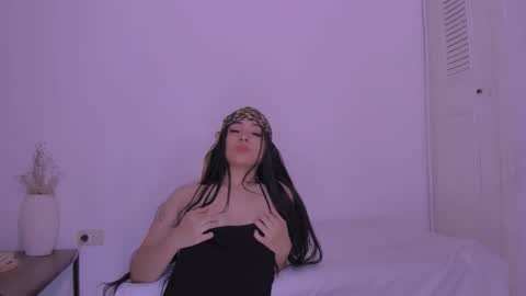 Snapshot of couple_sexxo chatting on September 28, 2:28 am Couple sexxo online show from September 28, 2:28 am