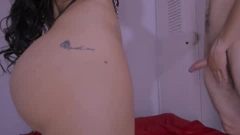 Snapshot of couple_sexxo chatting on November 13, 2:21 am Couple sexxo online show from November 13, 2:21 am