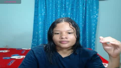 SOPHIE Y CAMILO online show from April 16, 2:23 am