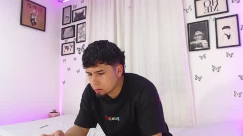 Juli and Liam online show from December 18, 7:47 am