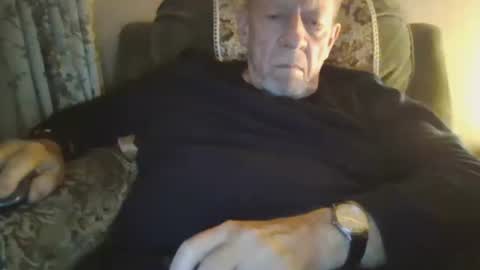 courieral1 online show from September 22, 9:17 pm