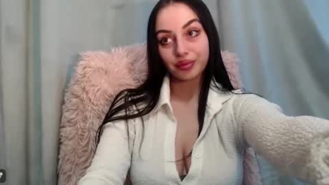 Courtney online show from February 4, 2:56 pm