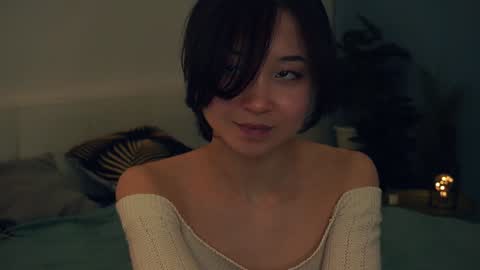 Yui online show from February 2, 4:22 pm