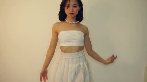 Yui online show from February 21, 2:38 pm