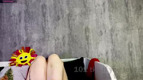 Snapshot of coy_girl_ chatting on January 15, 9:45 am My name is Emma  - HELP COLLECT TOKENS FOR THE OPERATION FOR MY DAUGHTER online show from January 15, 9:45 am