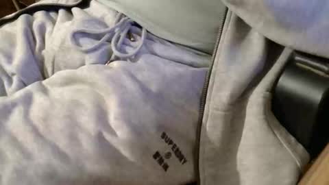 Snapshot of coyote017 chatting on February 22, 1:09 pm coyote017 online show from February 22, 1:09 pm