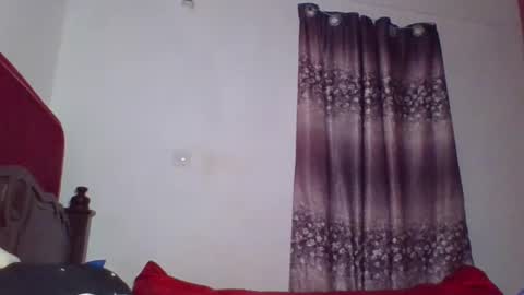 Erykah online show from December 1, 4:29 pm