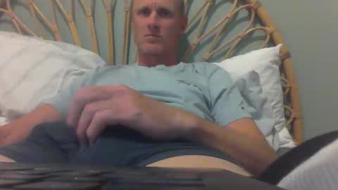 Snapshot of cptduckpants chatting on February 23, 12:46 pm cptduckpants online show from February 23, 12:46 pm