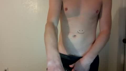 Snapshot of crafty333 chatting on November 25, 7:58 pm crafty333 online show from November 25, 7:58 pm