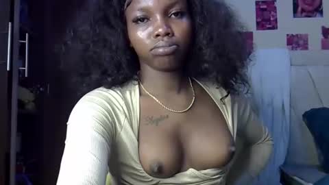 craizybitch online show from April 13, 6:08 am