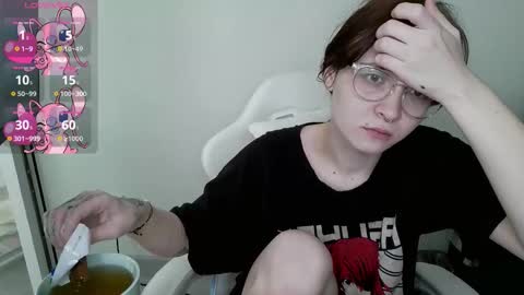 crash_test13 online show from October 5, 9:29 am