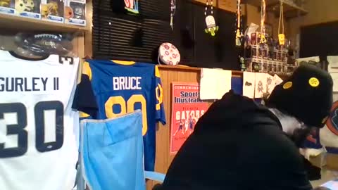 Snapshot of craveitoften chatting on January 10, 10:57 pm craveitoften online show from January 10, 10:57 pm