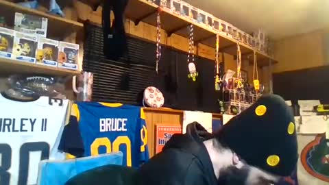 Snapshot of craveitoften chatting on January 11, 3:34 am craveitoften online show from January 11, 3:34 am