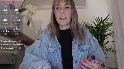 Stacy 2pm to 6pm mon-fri 3 CAT online show from June 9, 1:12 pm