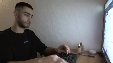 crazy online show from December 23, 10:32 am