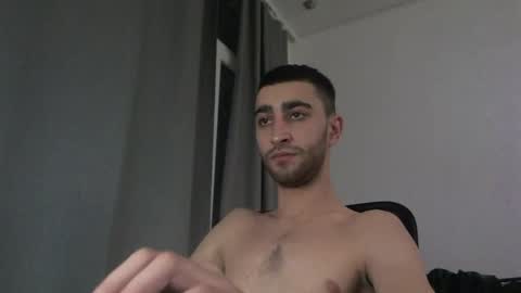 crazy online show from January 3, 10:51 pm