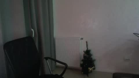 crazy online show from January 8, 9:01 pm