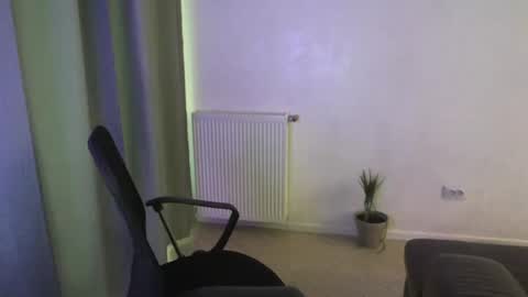 crazy online show from January 16, 1:04 pm