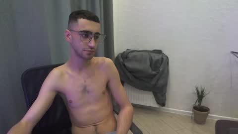 crazy online show from January 19, 10:17 am