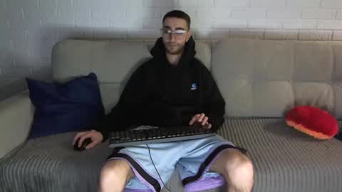 crazy online show from March 11, 10:20 pm