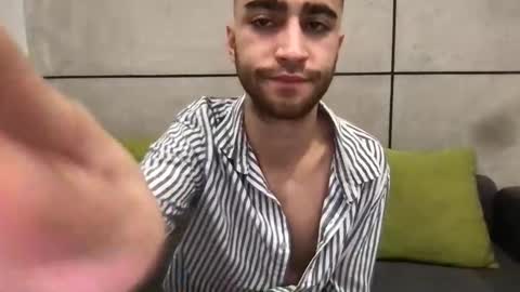 crazy online show from November 16, 12:38 am