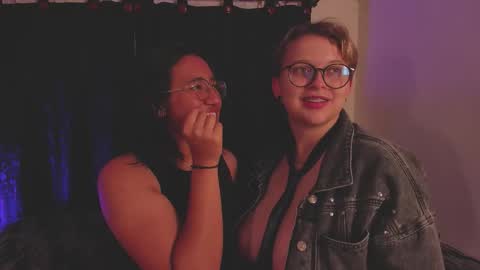 Lexie  Rose  online show from September 12, 4:45 am