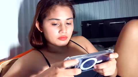 Portia Scott online show from February 25, 3:54 pm