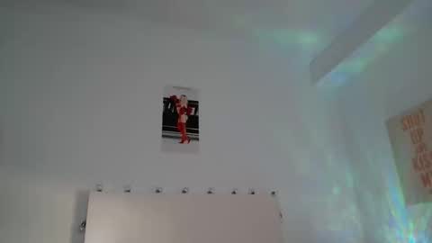 crazy sweetie online show from April 21, 7:14 am