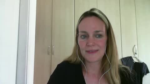 Snapshot of crazyanny chatting on January 13, 8:58 pm Anny online show from January 13, 8:58 pm