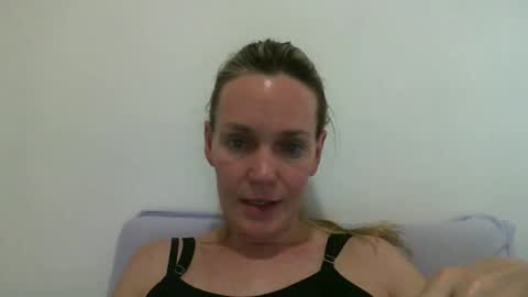 Snapshot of crazyanny chatting on January 19, 11:53 pm Anny online show from January 19, 11:53 pm