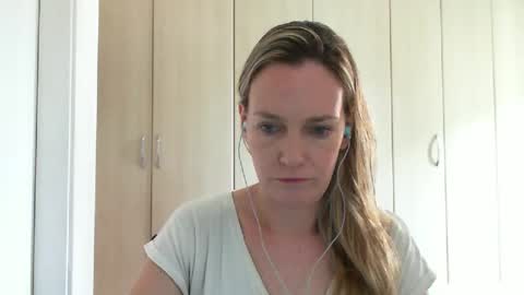 Snapshot of crazyanny chatting on January 20, 10:51 am Anny online show from January 20, 10:51 am