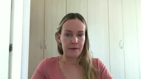 Snapshot of crazyanny chatting on January 27, 10:49 am Anny online show from January 27, 10:49 am