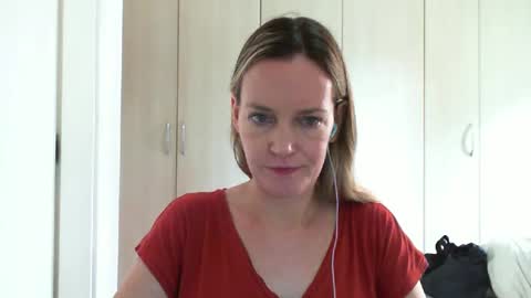 Snapshot of crazyanny chatting on February 20, 10:48 am Anny online show from February 20, 10:48 am